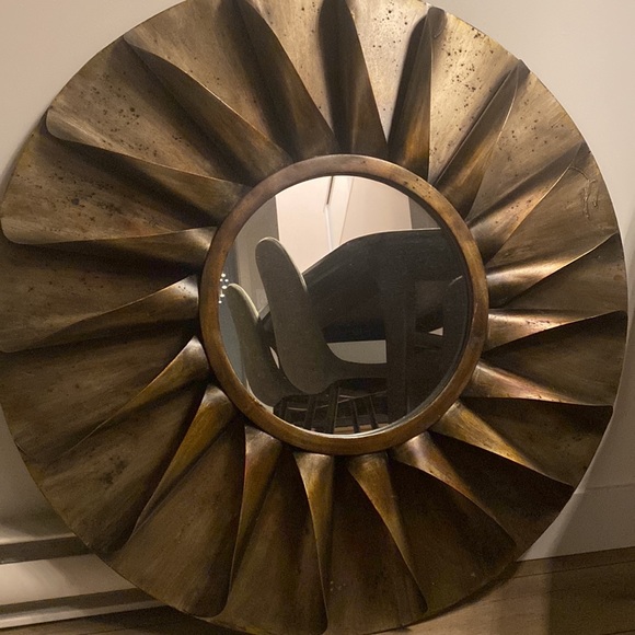 Moe’s Brass mirror - Picture 2 of 5